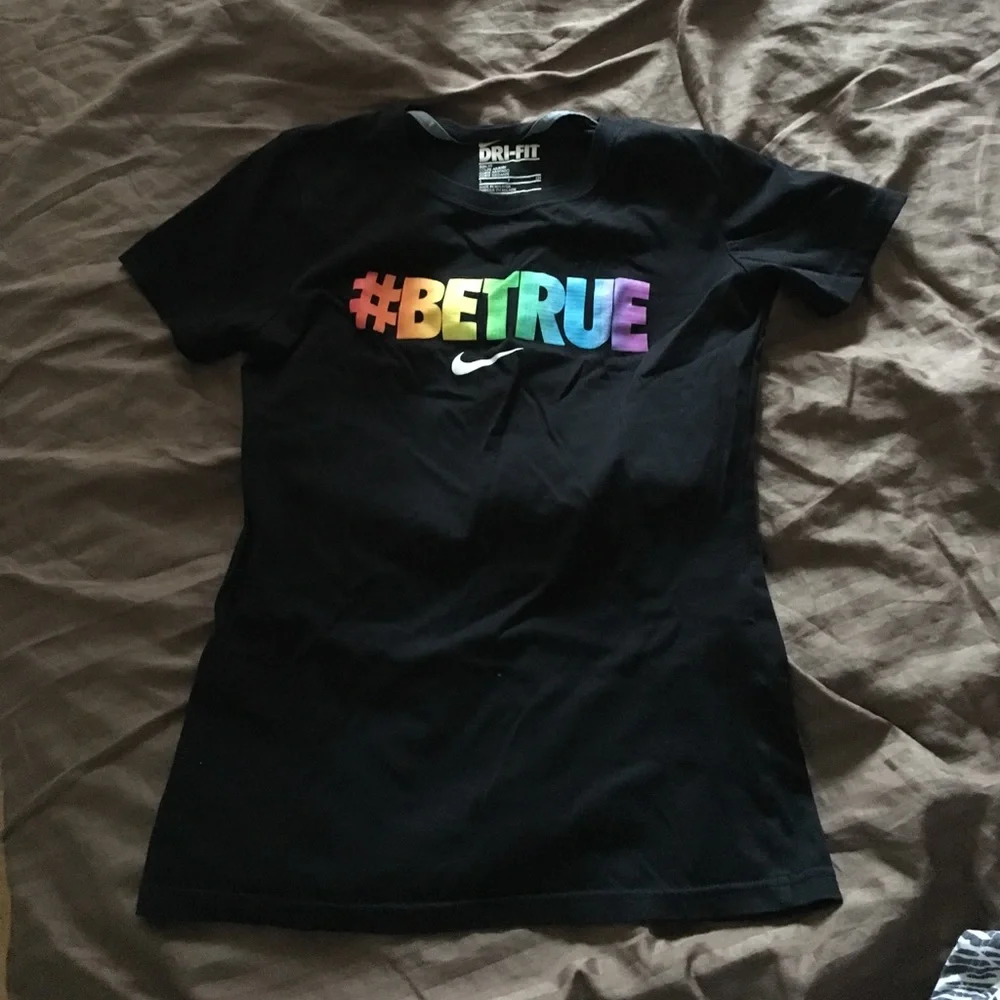 Nike women's dri fit tee #betrue - Picture 1 of 3